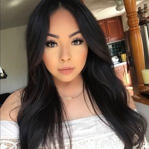 Meet your Posher, Karina